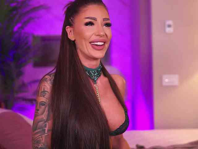 RaquelleVon