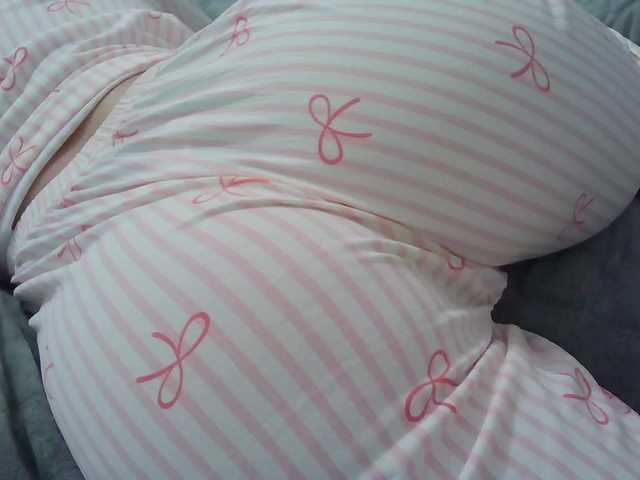 MiniMilfa live cam on BongaCams