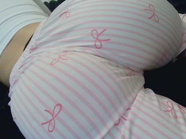 MiniMilfa live cam on BongaCams