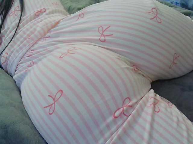 MiniMilfa live cam on BongaCams