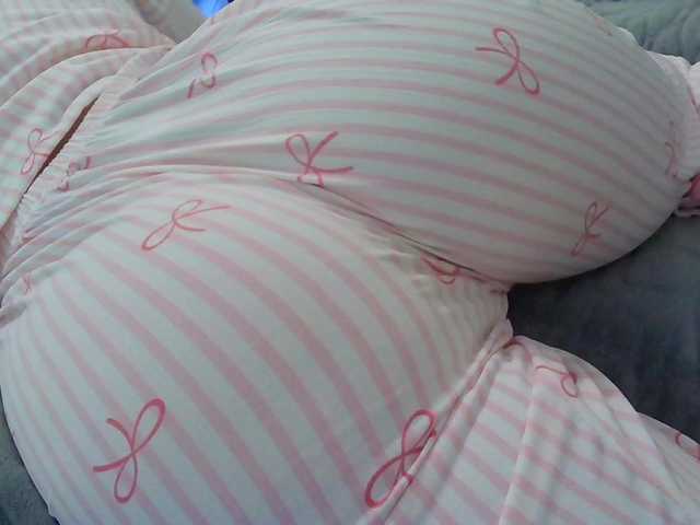 MiniMilfa live cam on BongaCams