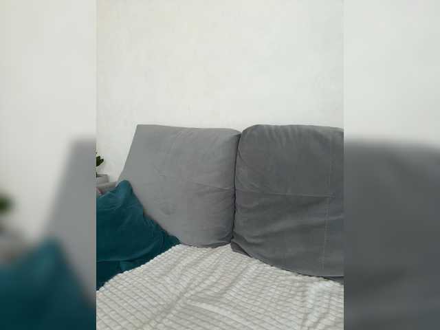 Ylia2111-1 live cam