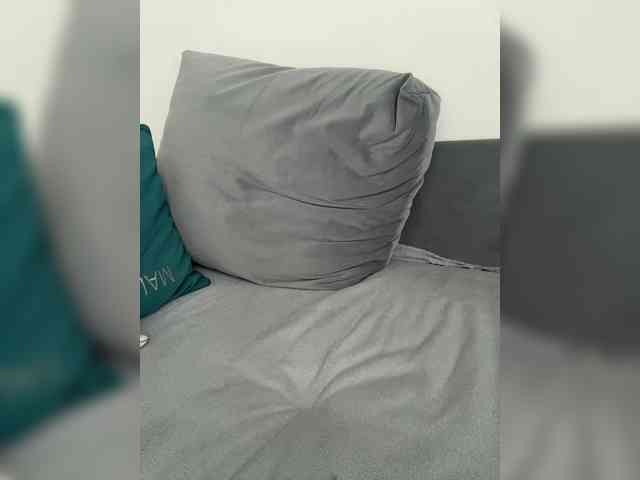 _Ylia_ webcam