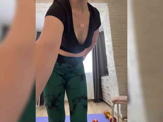 _Ylia_ webcam