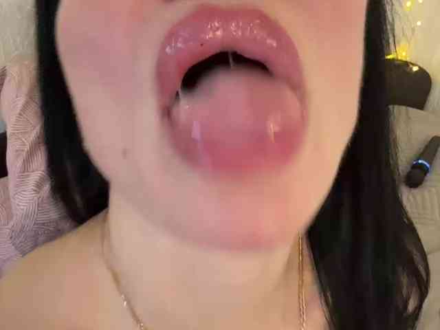 _Ylia_ webcam