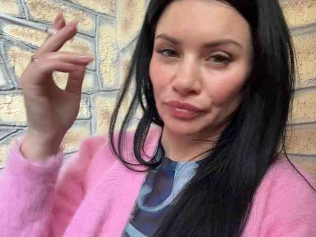 _Ylia_ webcam