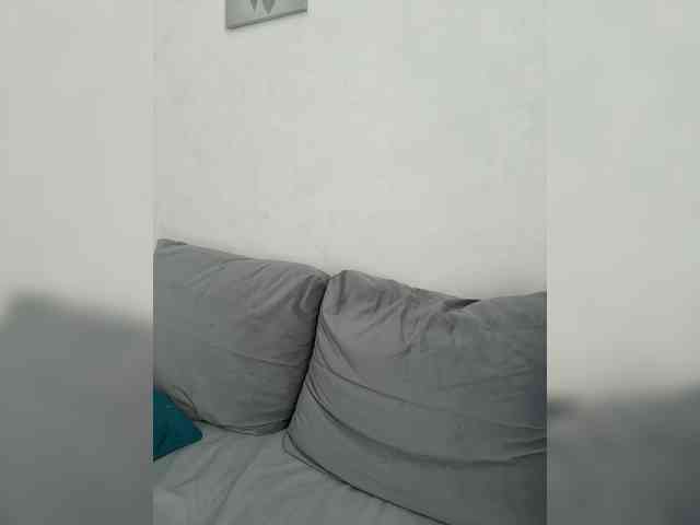 _Ylia_ webcam