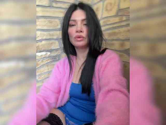 _Ylia_ webcam