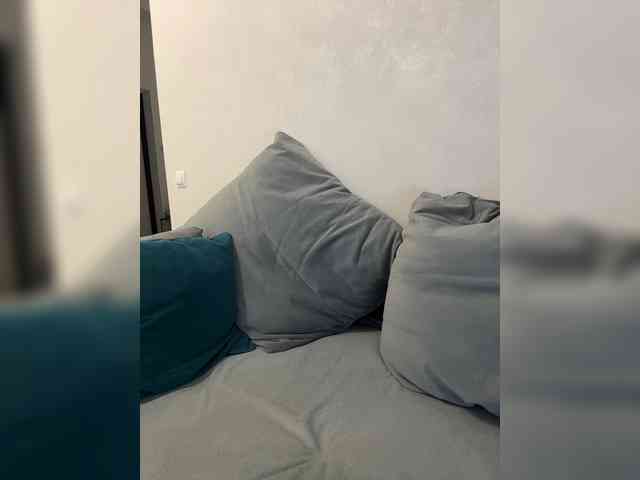 _ylia_'s live room