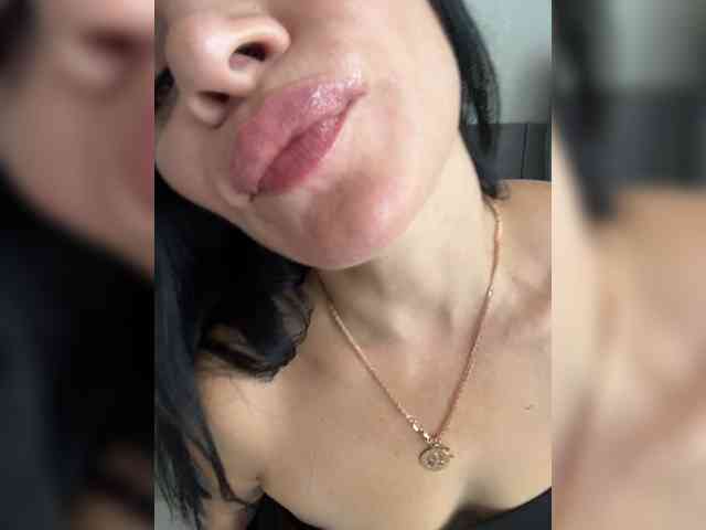 _Ylia_ webcam
