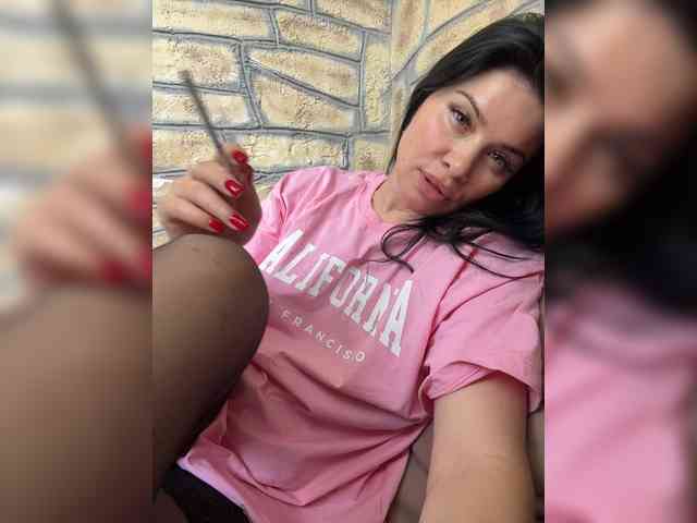 _Ylia_ webcam