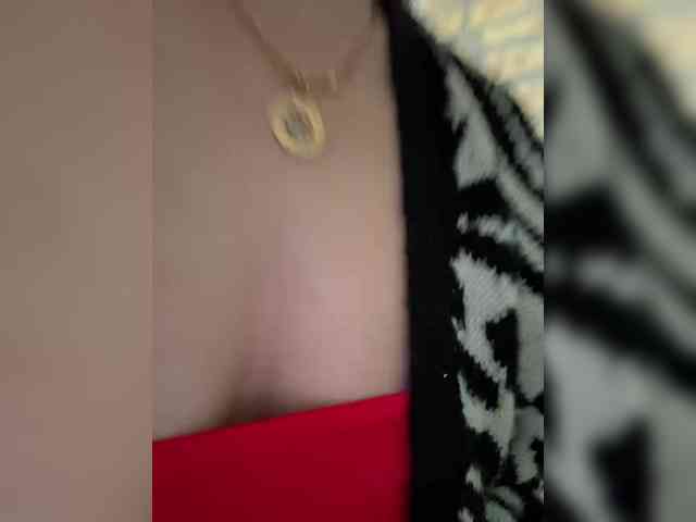 _Ylia_ webcam