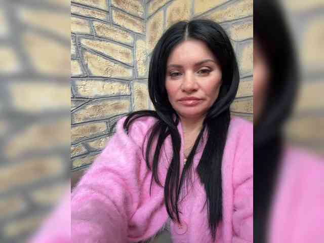_Ylia_ webcam