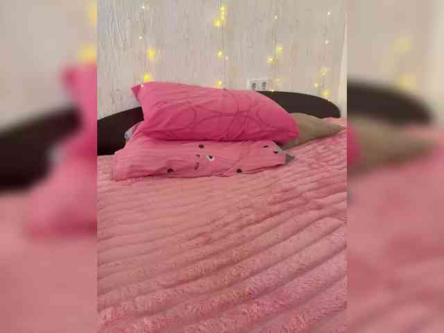_Ylia_ webcam