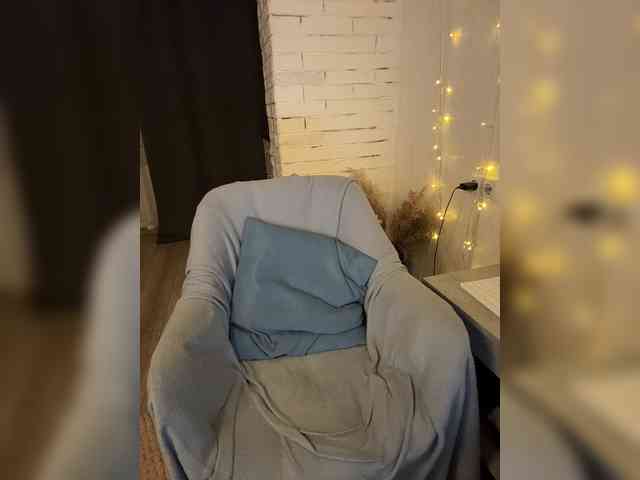 _Ylia_ webcam