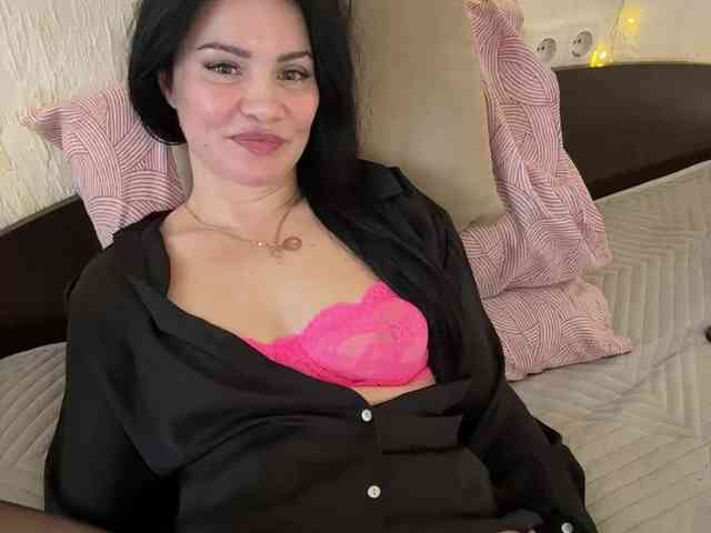 _Ylia_ webcam