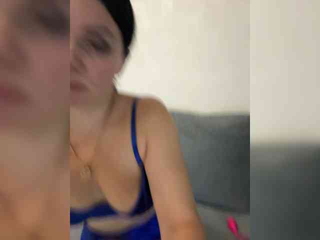 _Ylia_ webcam