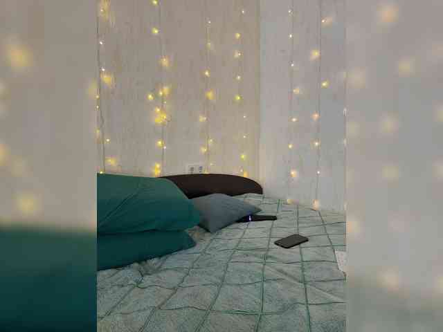 _Ylia_ webcam