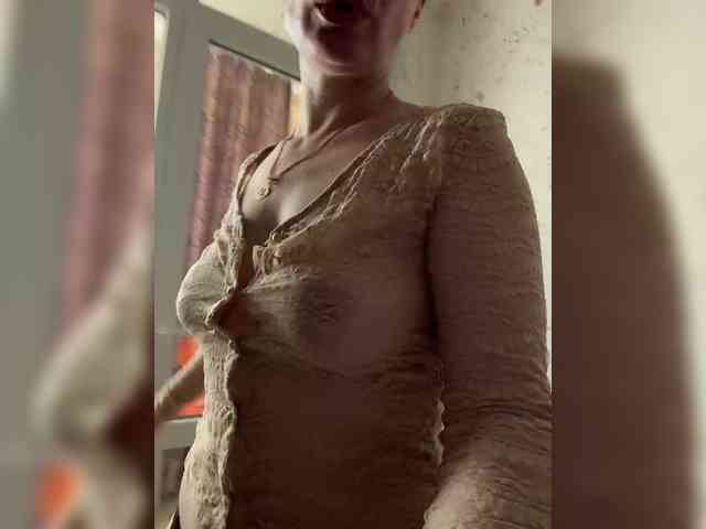 _Ylia_ webcam
