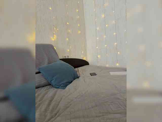 _Ylia_ webcam