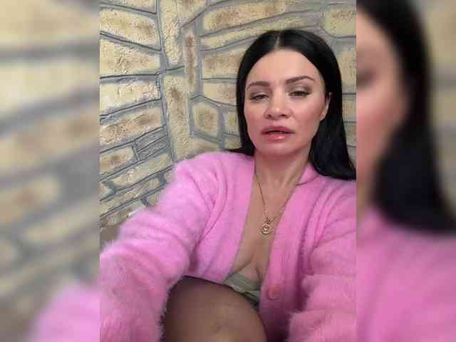 _Ylia_ webcam