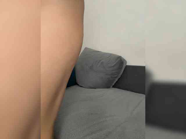 _Ylia_ webcam