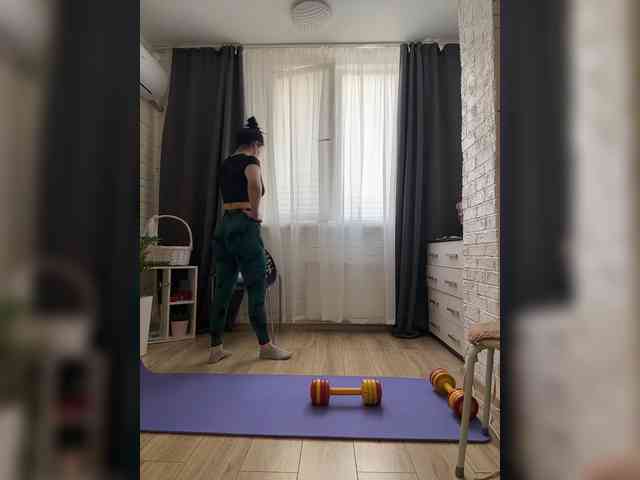 _Ylia_ webcam