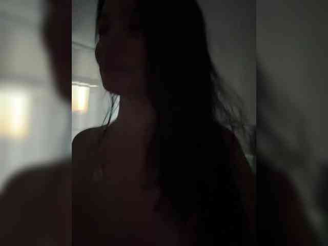 _Ylia_ webcam
