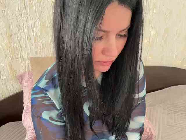 _Ylia_ webcam