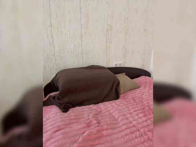 _Ylia_ webcam