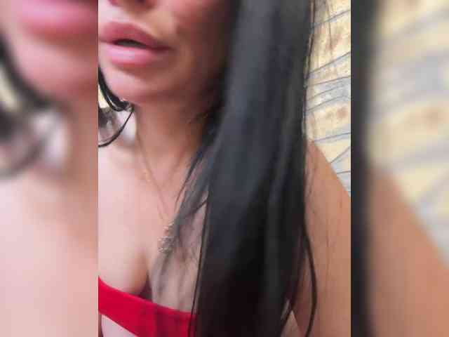 _Ylia_ webcam