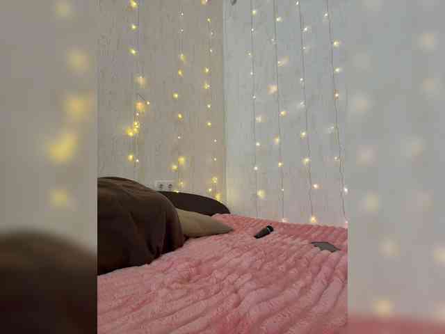_Ylia_ webcam
