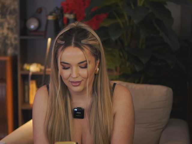 EvaSunderland live cam on BongaCams