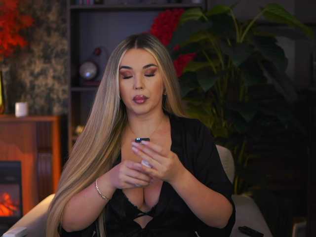 EvaSunderland live cam preview