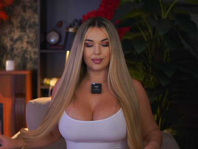 EvaSunderland live cam on BongaCams