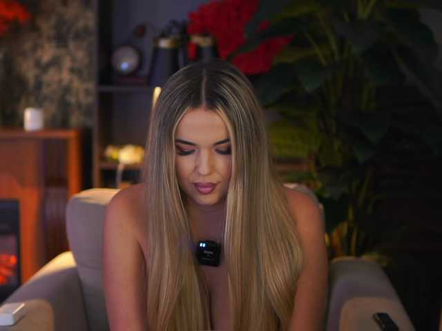 EvaSunderland live cam on BongaCams