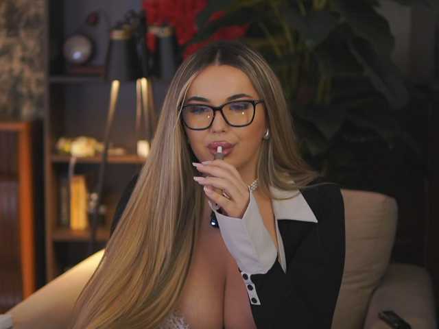 EvaSunderland live cam on BongaCams