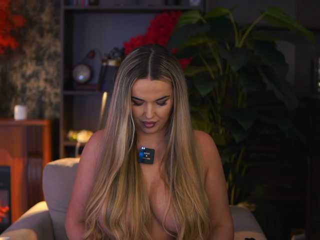 EvaSunderland live cam on BongaCams