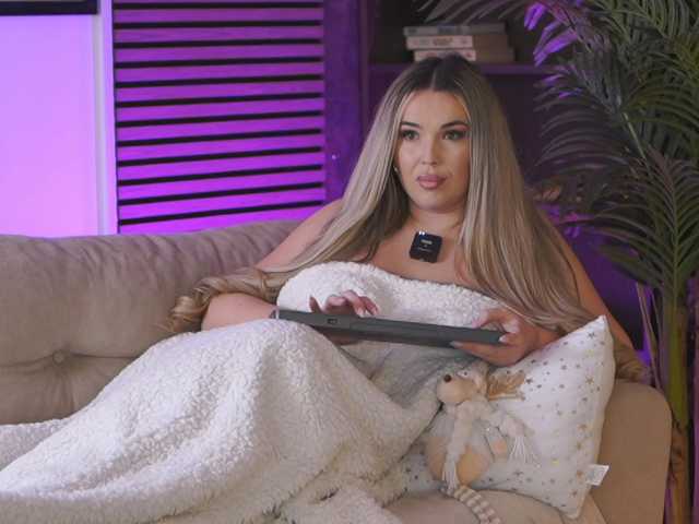 EvaSunderland live cam on BongaCams