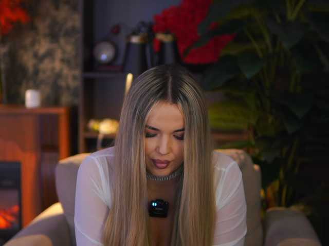 EvaSunderland live cam on BongaCams