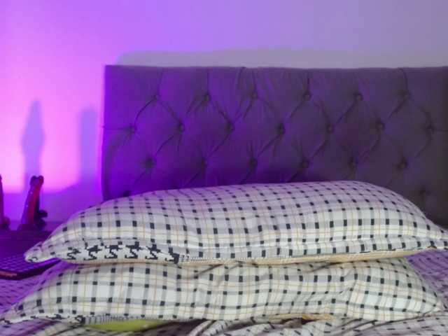 luna-miaa live cam on BongaCams