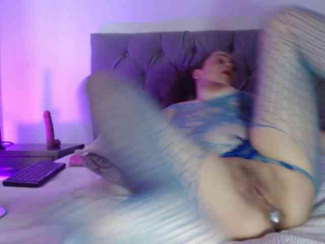 luna-miaa webcam