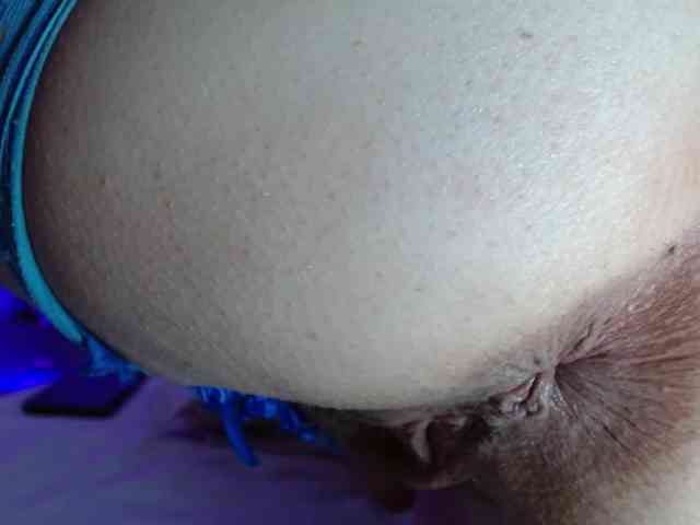 luna-miaa webcam