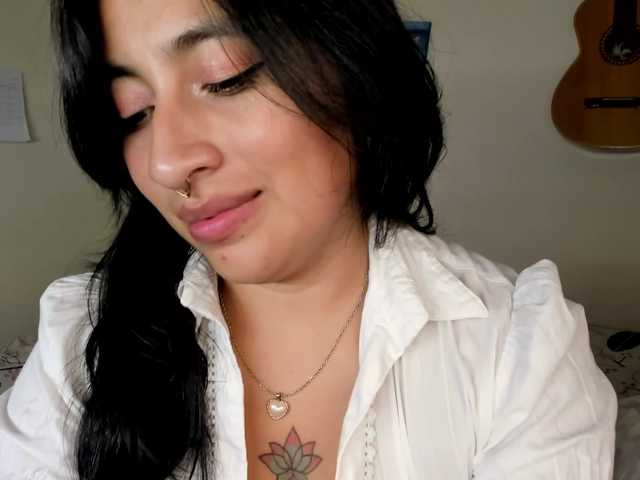 LisaHadwin live cam on UnifiedCams