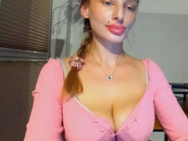 MarilynShow's BongaCams show and profile