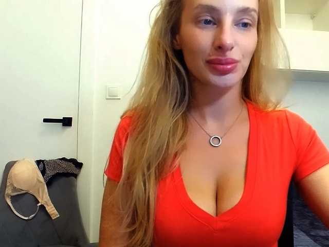 MarilynShow live cam on BongaCams