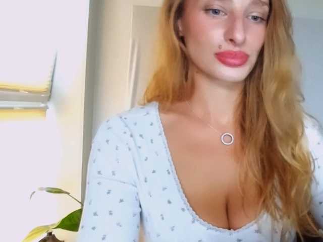 MarilynShow live cam on BongaCams