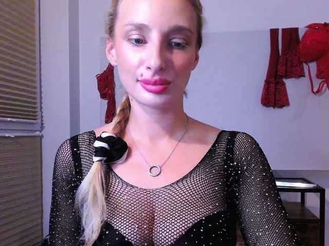 MarilynShow live cam on BongaCams