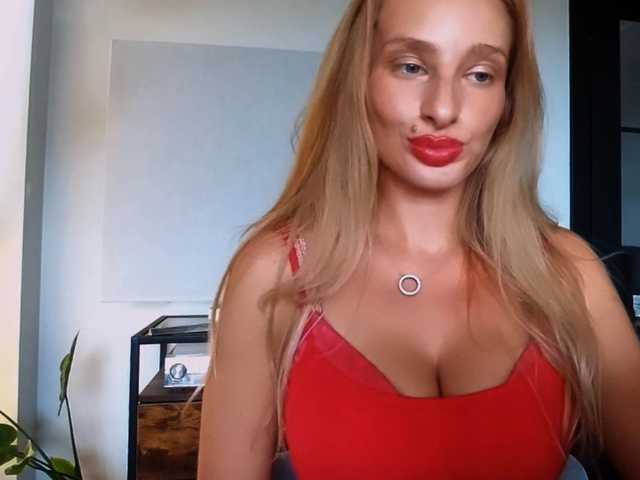 MarilynShow live cam on BongaCams