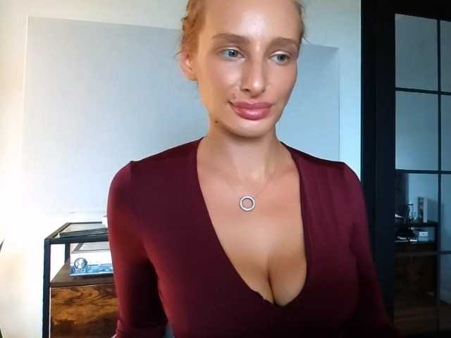 MarilynShow live cam on BongaCams